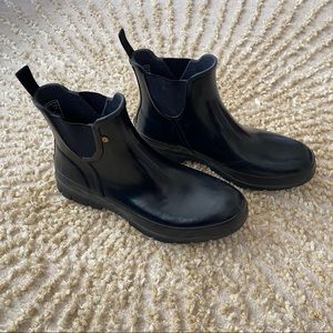 Bogs Amanda Chelsea style rain boots (no shearling) sz 9, black